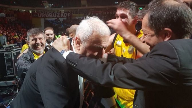 Στην Πορταριά ο Σάκοτα!