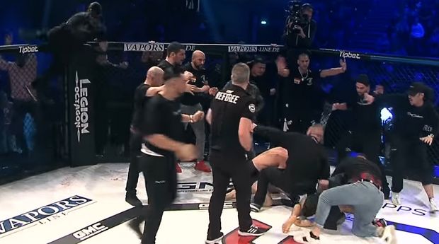 Ξύλο Γερμανών και Τούρκων σε αγώνα MMA