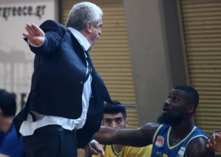 Πεδουλάκης: «Δεν ήμασταν στο γήπεδο, από τον προπονητή μέχρι τον φροντιστή»
