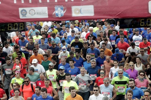 8ος Ημιμαραθώνιος: Η Αθήνα γεμίζει δρομείς