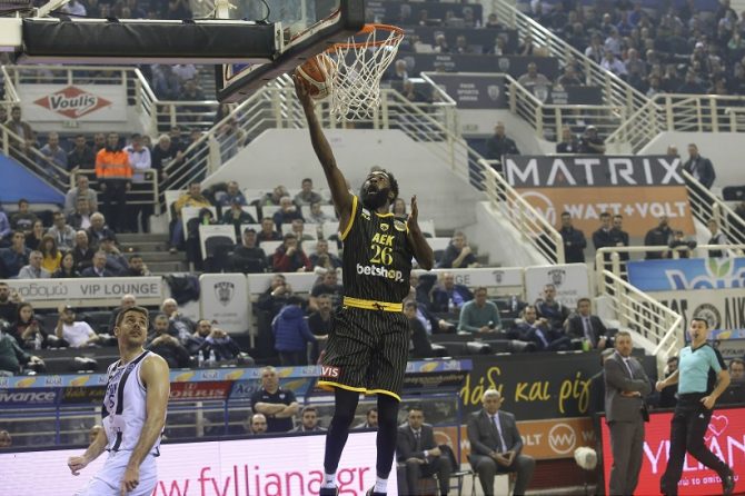 Οι καλύτερες στιγμές του Σαντ Ρος στην Πυλαία