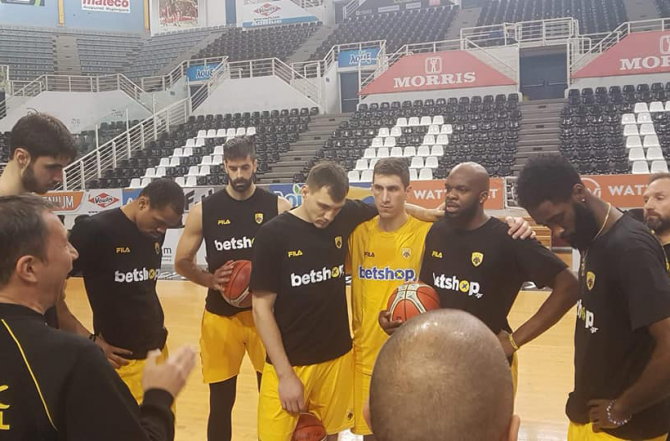 Η προπόνηση της «Βασίλισσας» στο Κλειστό της Πυλαίας