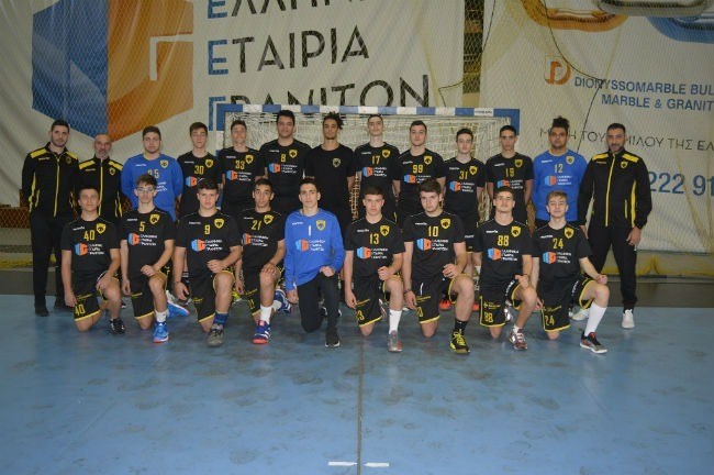 Με το “δεξί” με ανατροπή οι Έφηβοι!