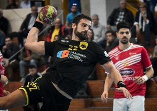 Παπαδιονυσίου: «Πολύ χαρούμενος που παραμένω στην ΑΕΚ»