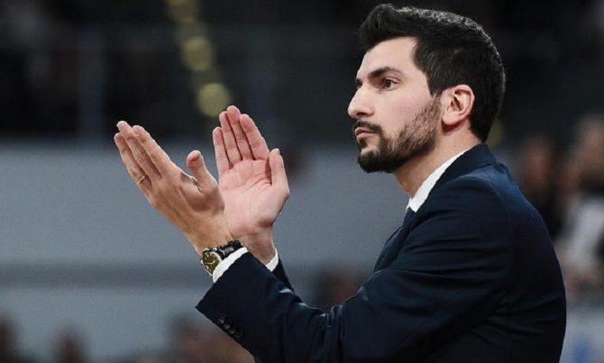 Περέγκο: «Αντιμετωπίζουμε την ΑΕΚ και 15.000 οπαδούς»