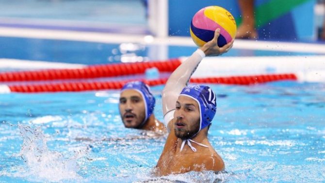 Ο Βλαχόπουλος νικητής στον ελληνικό “εμφύλιο” με τον Καπότση