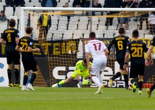 Ανασύνταξη πριν τα πράγματα δυσκολέψουν κι άλλο…