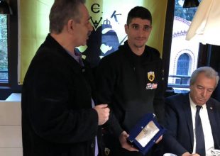 Η Πολιτιστική Αθλητική Ένωση Ποντίων Ροδόπης τίμησε την ΑΕΚ