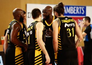 Με 11αδα η Βασίλισσα απέναντι στον Ολυμπιακό