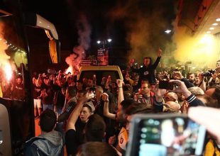 Στιγμές αποθέωσης για την ΑΕΚ στην Λαμία (ΦΩΤΟ)