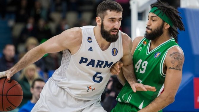 Ούνικς – Πάρμα 74-82