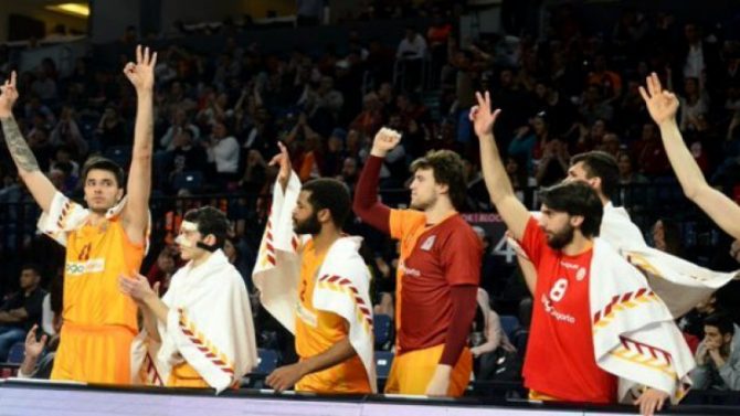 Γαλατάσαραϊ: Αποχή οι παίκτες, λόγω οφειλών!