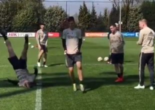 Άγιαξ: «Και ο Ντε Γιόνγκ είναι… γήινος τελικά» (vid)