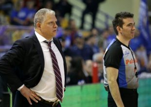 Μανωλόπουλος: «Λένε ότι ο Ήφαιστος έχει τα περισσότερα κερδισμένα φάουλ…»