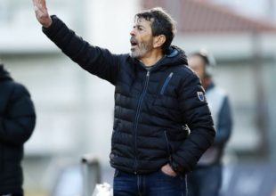 Πετράκης: «Λάθη, ατυχία και κακές διαιτησίες»