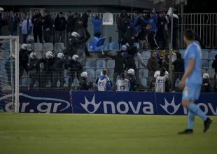 ΠΑΣ – ΠΑΟΚ: Τα ΜΑΤ απέτρεψαν “ντου” στα επίσημα