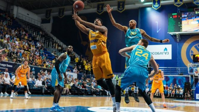 Χίμκι – Αστάνα 94-64