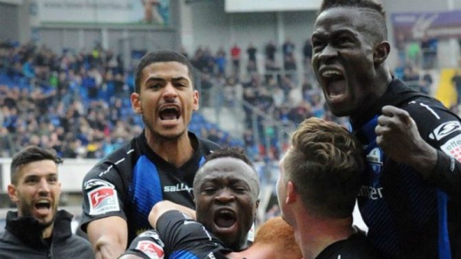 Στην Bundesliga η Παντερμπόρν, στα μπαράζ ανόδου η Ουνιόν