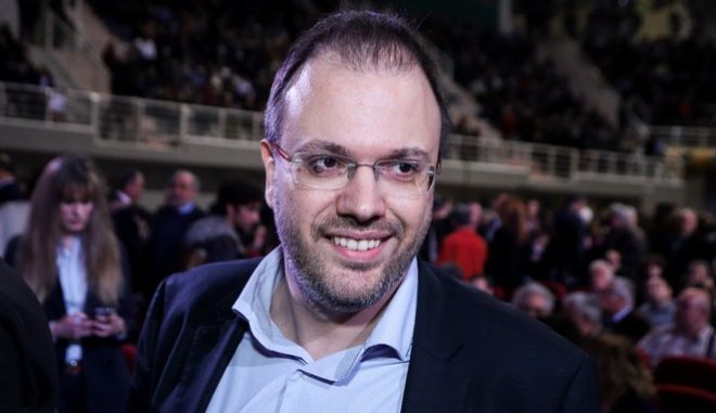 Ο Θεοχαρόπουλος διάδοχος της Κουντουρά στο υπουργείο Τουρισμού