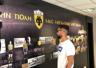 Στα γραφεία της ΑΕΚ ο Σιμάο