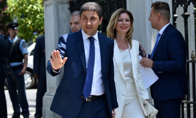 Βία, στημένα και… Παγκρήτιο στο τραπέζι της συνάντησης Αυγενάκη-UEFA