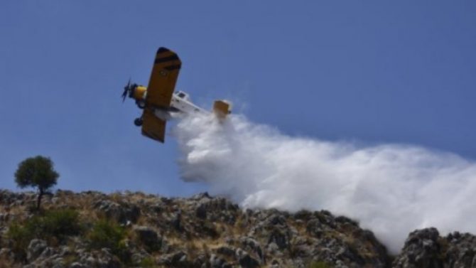 Πυρκαγιά σε κατοικημένη περιοχή στα Μέγαρα