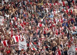 Έκρηξη ενθουσιασμού στη “Johan Cruijff ArenA” στην επίσημη πρώτη του Άγιαξ