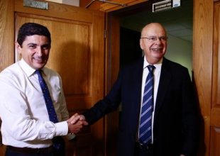Σκάνδαλο ΕΟΚ: Αγνοεί Υπουργό και ΑΕΚ και ετοιμάζει τελικό με παιδιά!