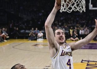 Λέικερς: Κράτησαν και Καρούζο