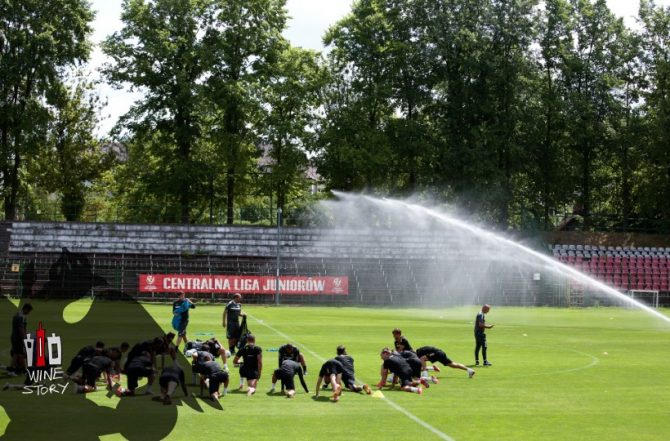 Τους έκανε… μούσκεμα (VIDEO) Τους έκανε… μούσκεμα (VIDEO)