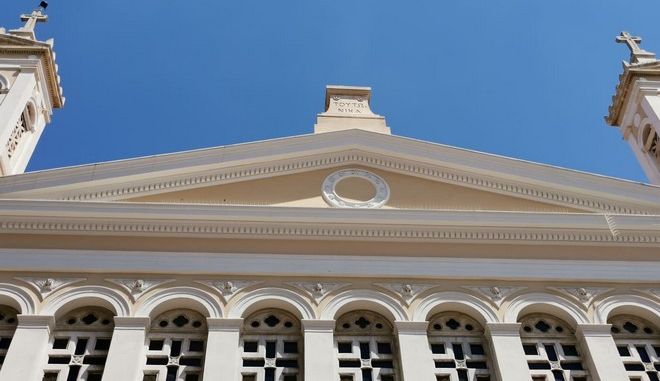 Σεισμός στην Αθήνα: Κατέρρευσαν παλιά και ακατοίκητα κτίρια