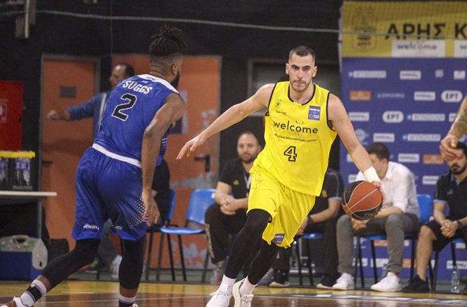 Στο στόχαστρο της Βασίλισσας ο Μποχωρίδης