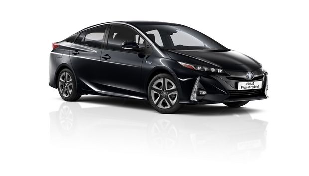 Αυτό είναι το νέο Toyota Prius Plug-in Hybrid Αυτό είναι το νέο Toyota Prius Plug-in Hybrid