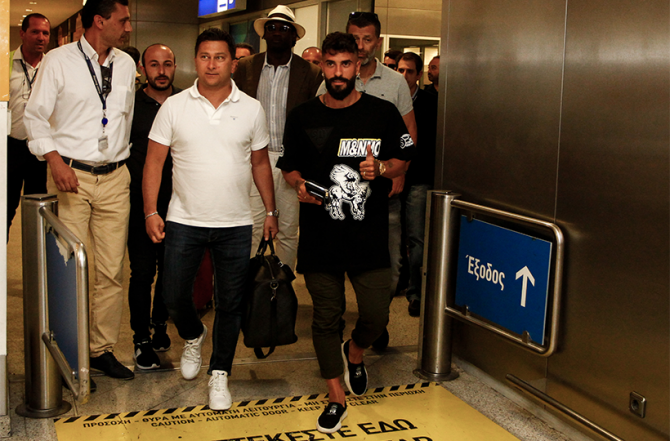 «Πάτησε» Αθήνα για την ΑΕΚ ο Βέρντε! (pics)