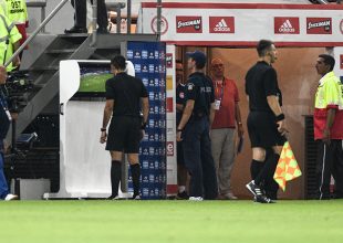 Σκάνδαλο και με VAR: Δε δόθηκε πέναλτι- μαρς στον Αστέρα