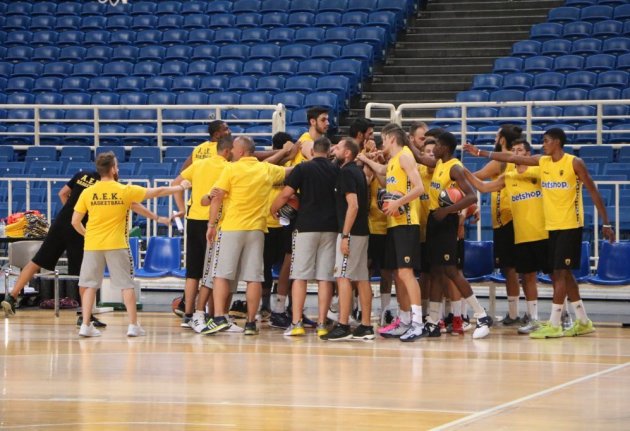 H «Βασίλισσα» πάει Πορταριά H «Βασίλισσα» πάει Πορταριά