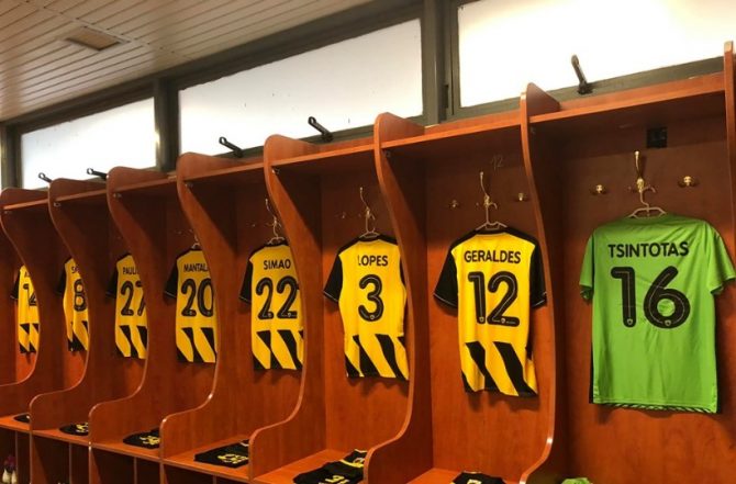 Έτοιμα τα αποδυτήρια της ΑΕΚ για τη ρεβάνς Έτοιμα τα αποδυτήρια της ΑΕΚ για τη ρεβάνς