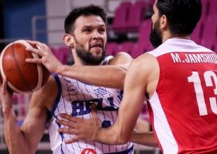Πρώτη νίκη στο δρόμο για την Κίνα