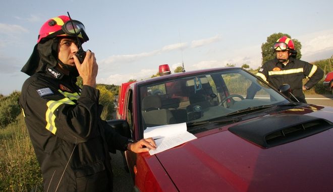 Πύργος: Συμπλοκή πυροσβεστών με φερόμενο εμπρηστή