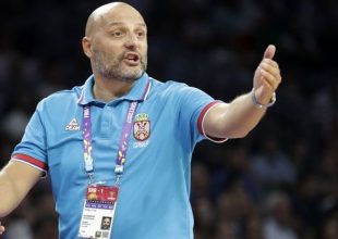 Σασα Τζόρτζεβιτς: “Πάρα πολύ ισχυρή η Ελλάδα με τον Αντετοκούνμπο”
