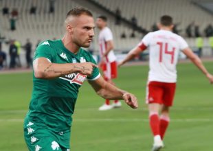 Ο… ψυχωμένος Παναθηναϊκός χάλασε το 4Χ4 του Ολυμπιακού!