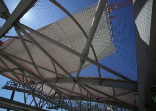 Η μεμβράνη στο στέγαστρο της «Αγιά Σοφιάς»! (pics)