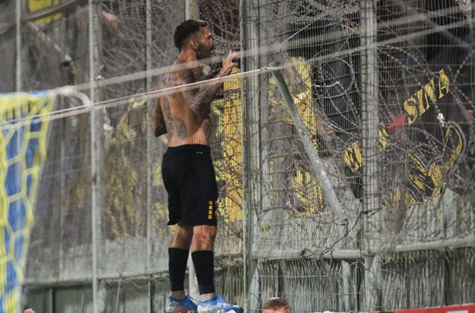 Ο Λιβάγια στέλνει το μήνυμα για το… ΑΕΚ – Λαμία (VIDEO)
