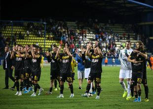 ΠΑΕ ΑΕΚ: «”Πρωτάθλημα θα πάρουμε”… Όλοι μαζί είμαστε ένα!»