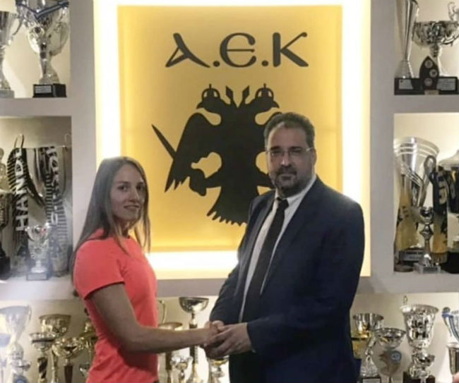 Στην ΑΕΚ η Τόκα!