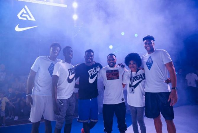 Έρχεται η AntetokounBros Academy