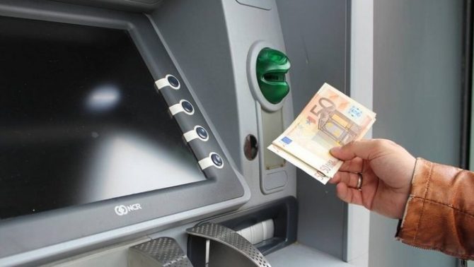 Ποια συναλλαγή στην Τράπεζα θα κοστίζει 6 ευρώ από 31/10