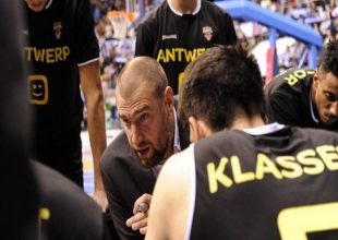 Μπεγκίν: «Φαβορί η ΑΕΚ»