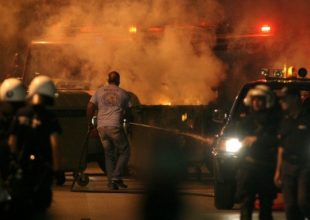 Μπρέσια – Βοϊβοντίνα: Αλβανική σημαία, ντου και διακοπή
