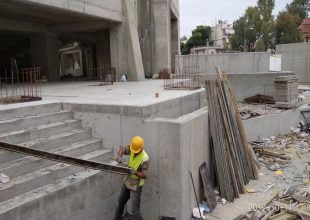 Συνεχίζονται στους εξωτερικούς χώρους οι εργασίες στο Ναό (ΦΩΤΟ+VIDEO)